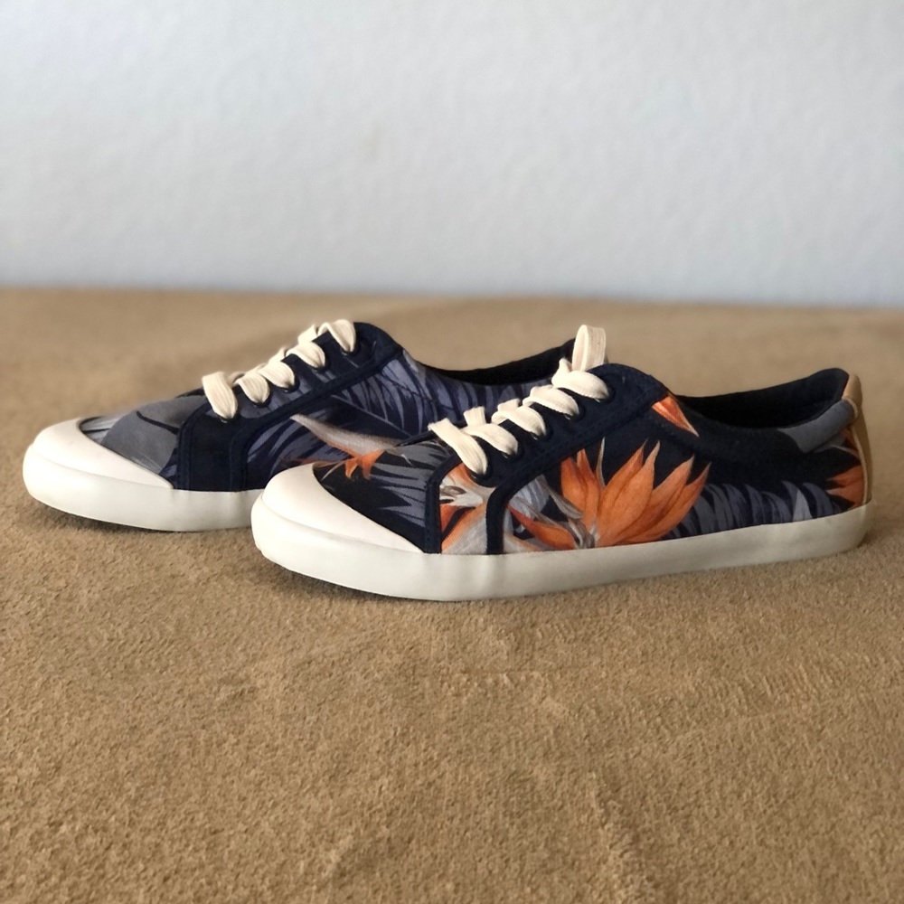 Tommy Bahama cove island Blue Navy Floral canvas sneakers size 8 - Picture 8 of 8